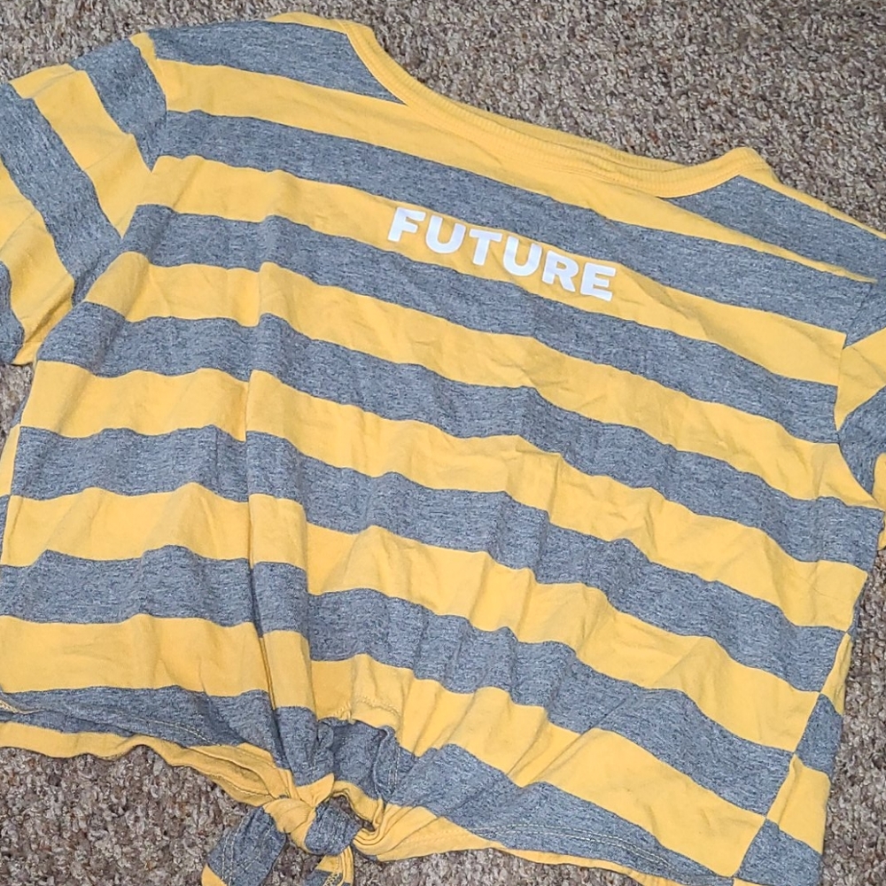 Cropped Tee